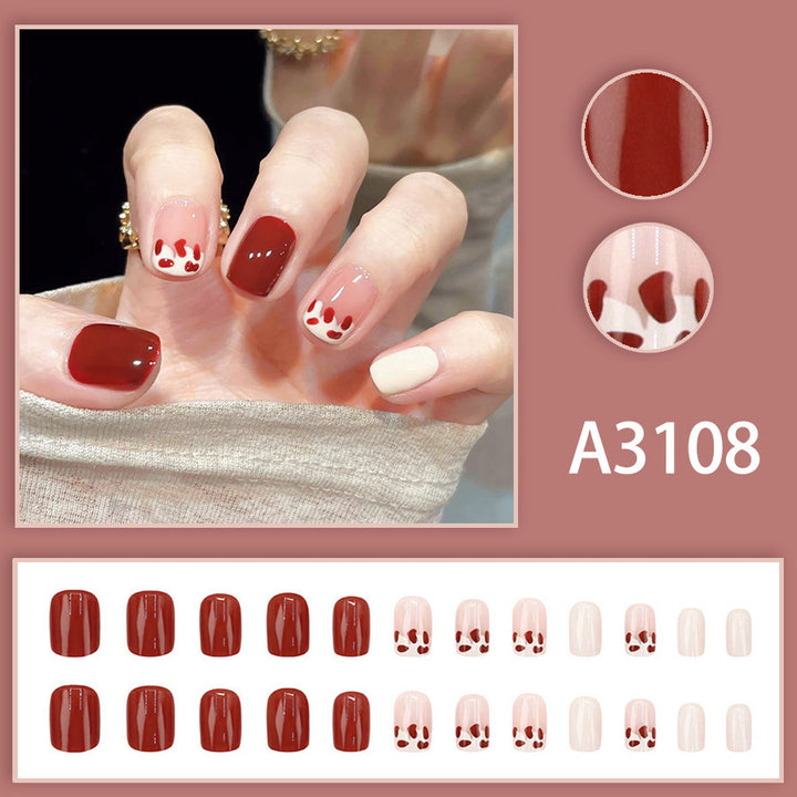 Sweet, light and fresh atmosphere, high-end and elegant manicure