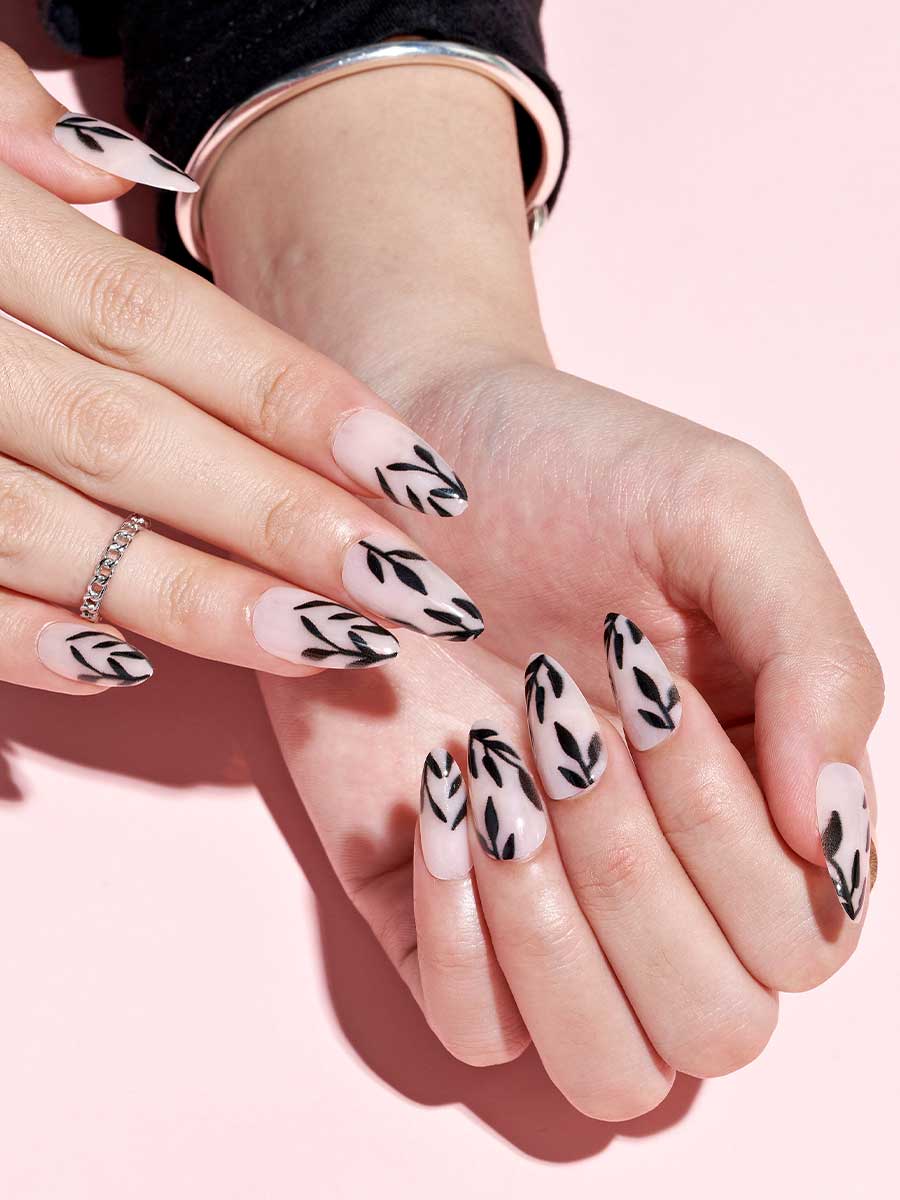 How to Choose the Right Press-On Nail Shape for Your Hands
