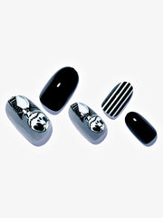 Black Skull/Oval