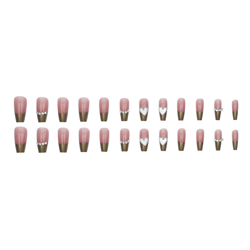 Three-dimensional heart-shaped nail art