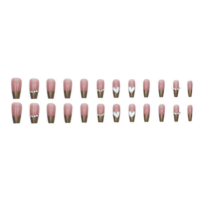 Three-dimensional heart-shaped nail art
