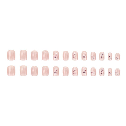 Graduated flower nail art