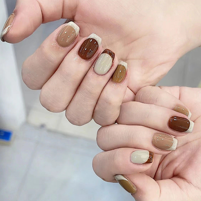 Simple nail art with a blend of bold and soft colors and elegant style