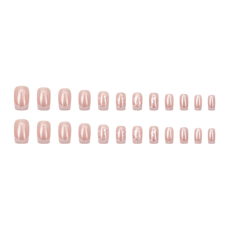 Pearl and moonlight powder, wearing lilac flowers on the nails