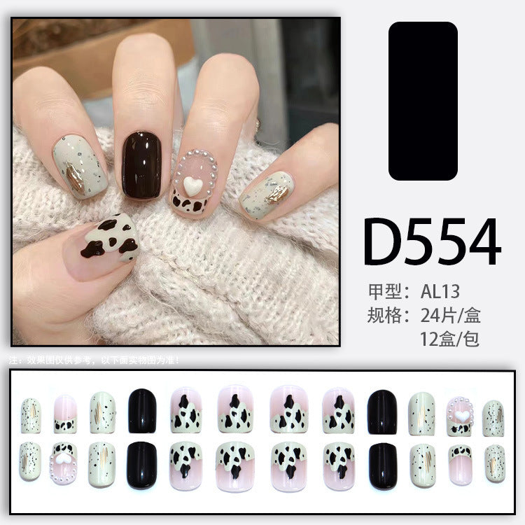 Simple yet stylish personalized nail art
