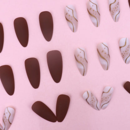 Sweet and cool girl style, brown gold-plated lines, almond-shaped manicure