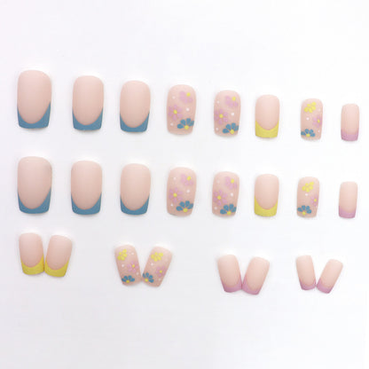 Macaron color nail art