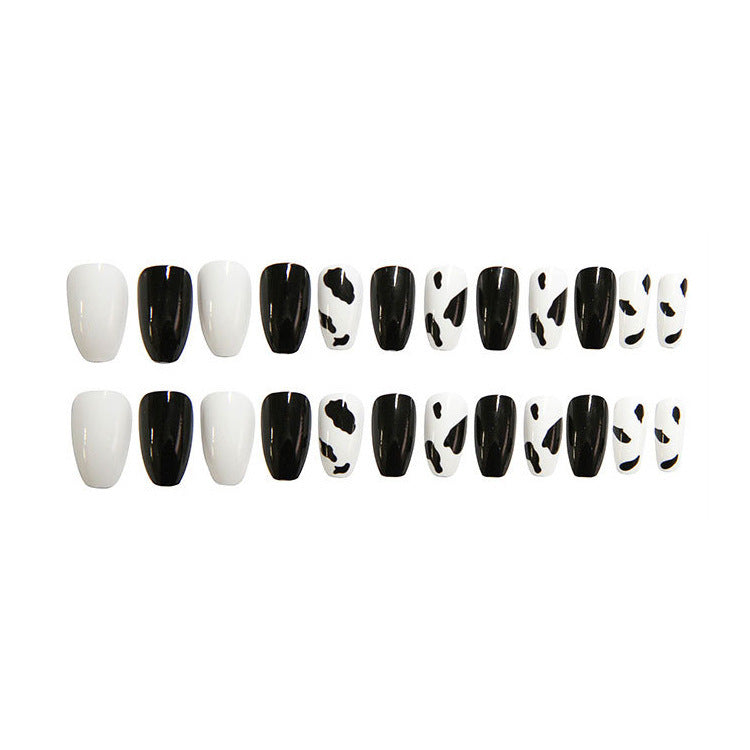 Ballet black and white manicure