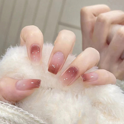 Sophisticated and simple white nail art in the style of the "ins" trend
