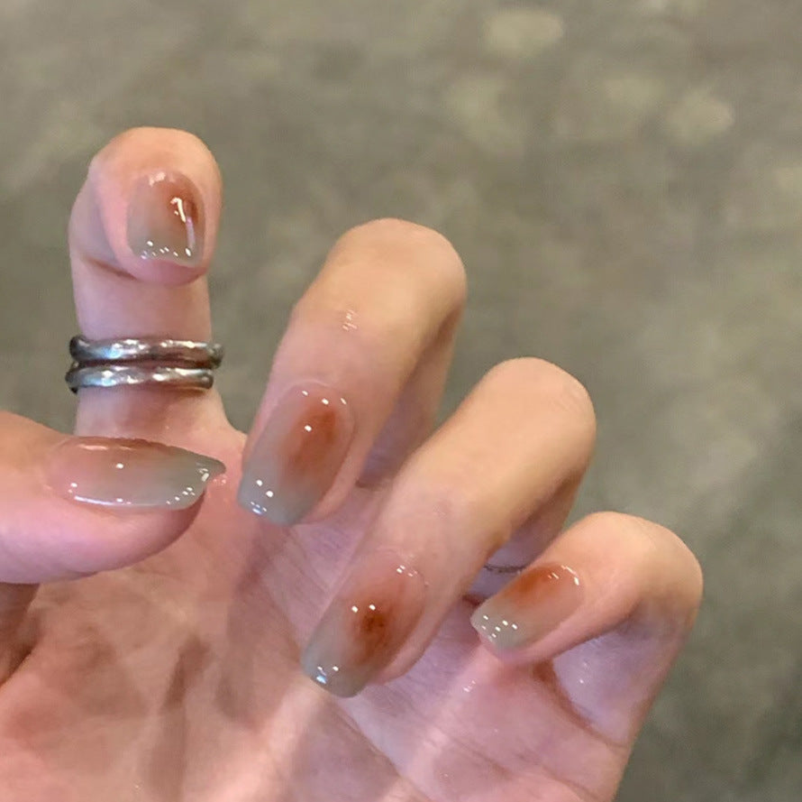 Tonal Maillard Nail Art