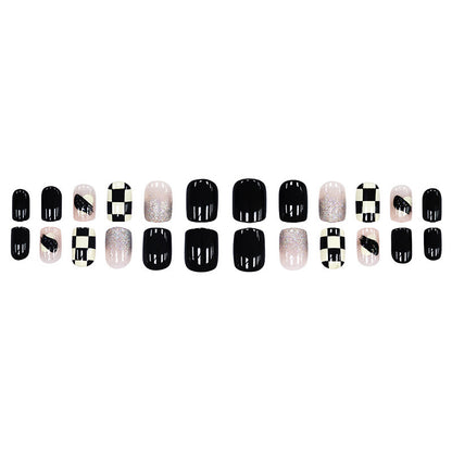 Ins-style checkered nail polish
