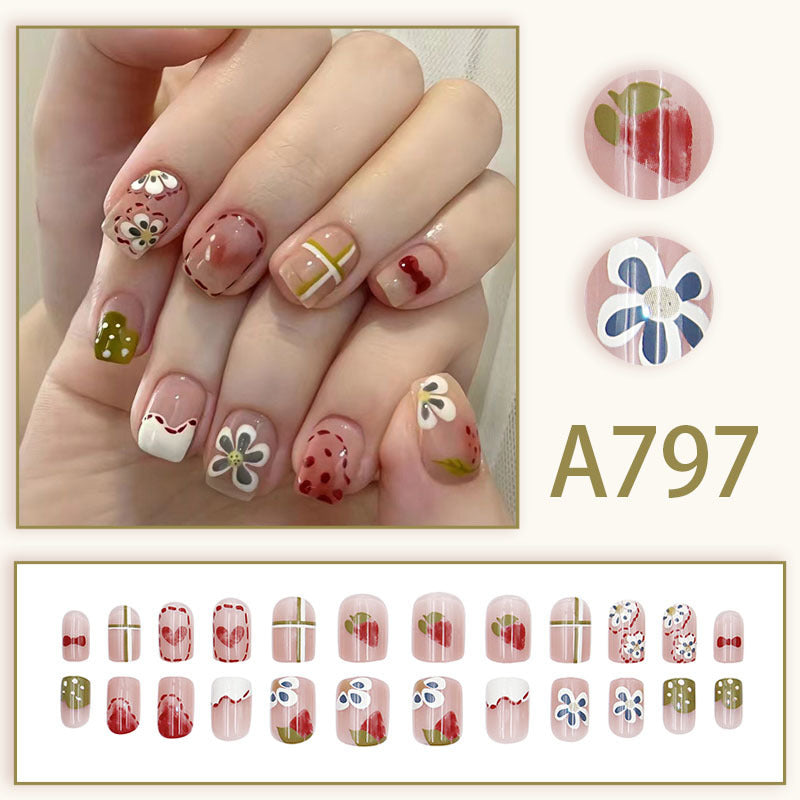 Candy-colored sweet and charming nail art
