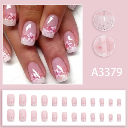 High-end luxury and chic sweet ins-style manicure