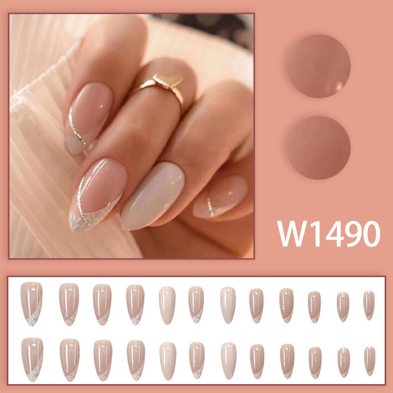 Sexy and elegant almond-shaped nail polish