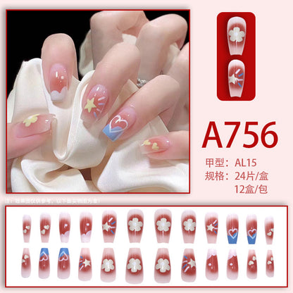 Mid-length floral heart star sweet and cool manicure