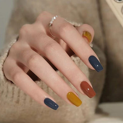 Fashionable high-end texture mixed with colorful nail art