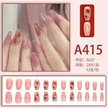 Sweet personality, pure erotic style manicure