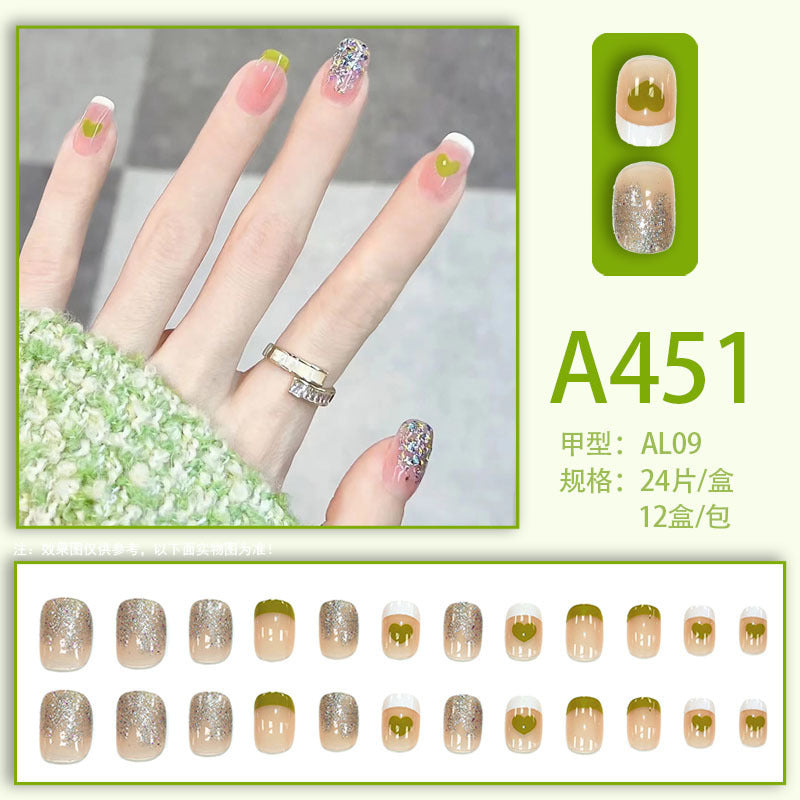 Sweet and simple manicure