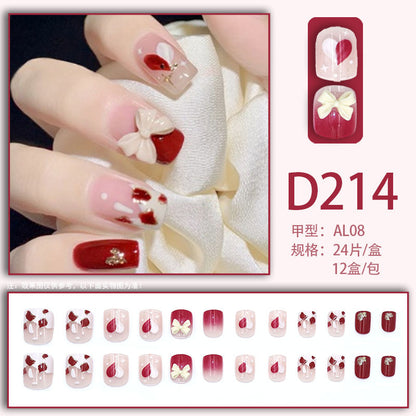 Gentle, sweet and elegant butterfly heart-shaped nail art