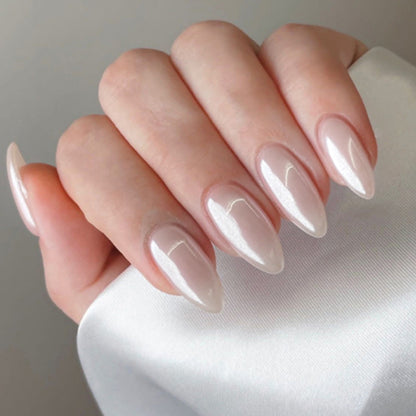 Ins trend: Glowing aurora white moonlight nail polish