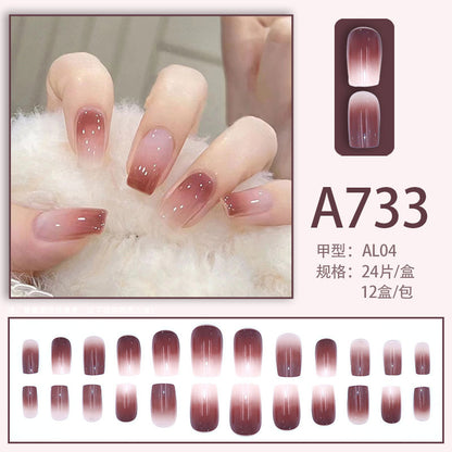 Sophisticated and simple white nail art in the style of the "ins" trend