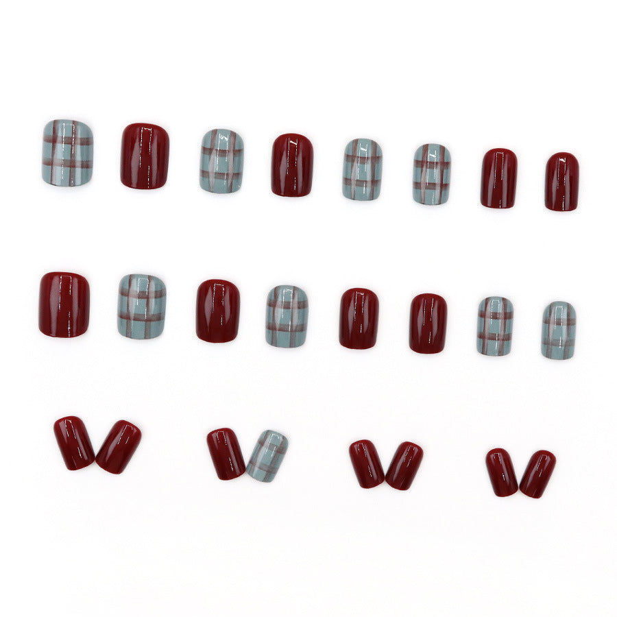 Rad's dark brown checkered gloves