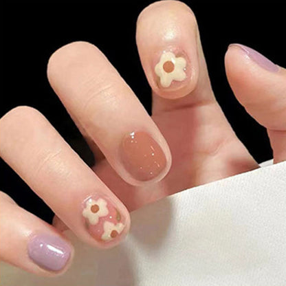 Internet celebrity's Instagram-style manicure