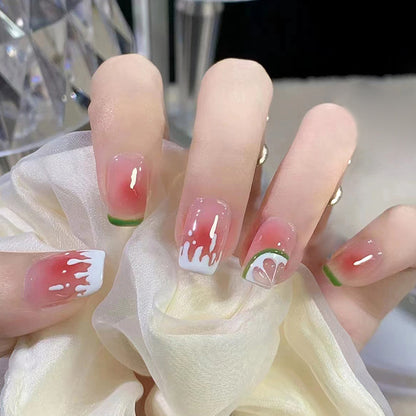 Fresh and gentle nail art