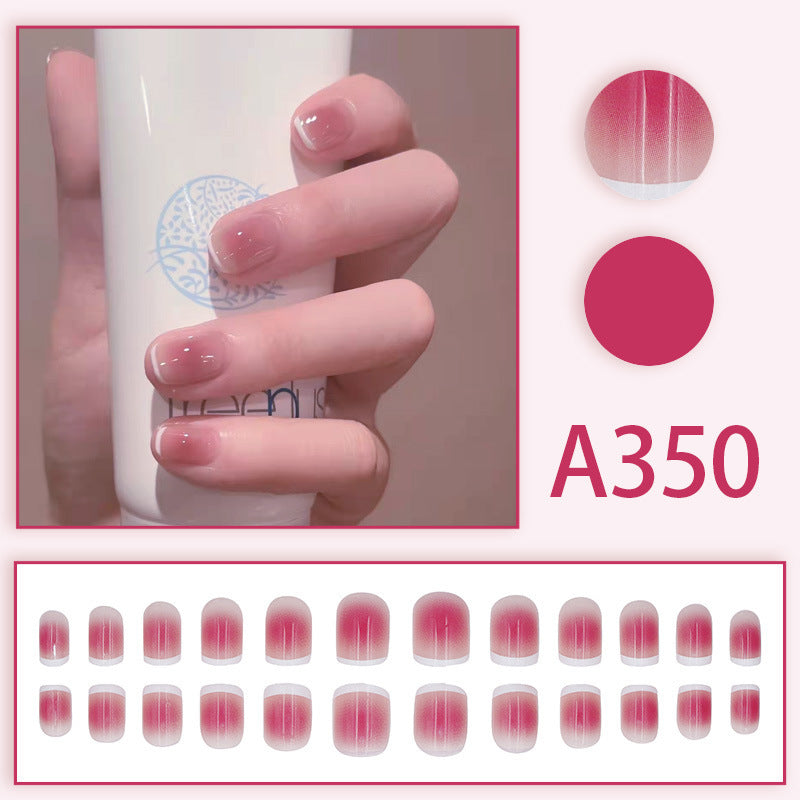 Gentle, sweet and high-end texture manicure