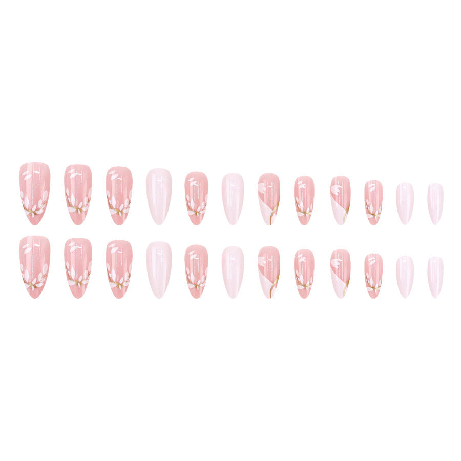 Ins-style gentle pink manicure