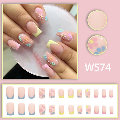 Macaron color nail art