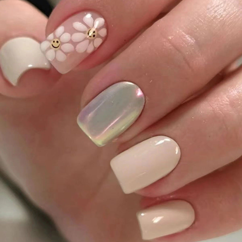Smiling Sunflower - Fresh and Cute InStyle Style Unique Nail Art