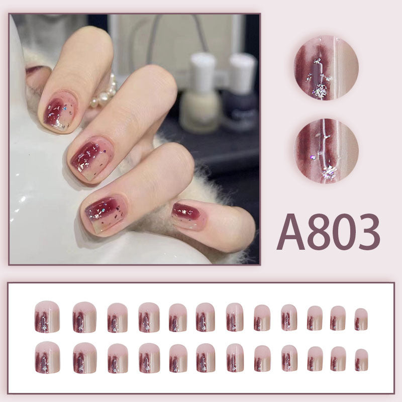 Cherry two-tone shading minimalist nail wear