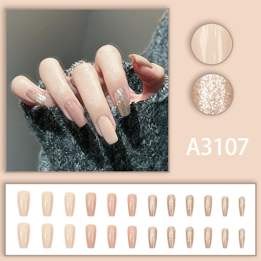 Simple texture silver glitter manicure