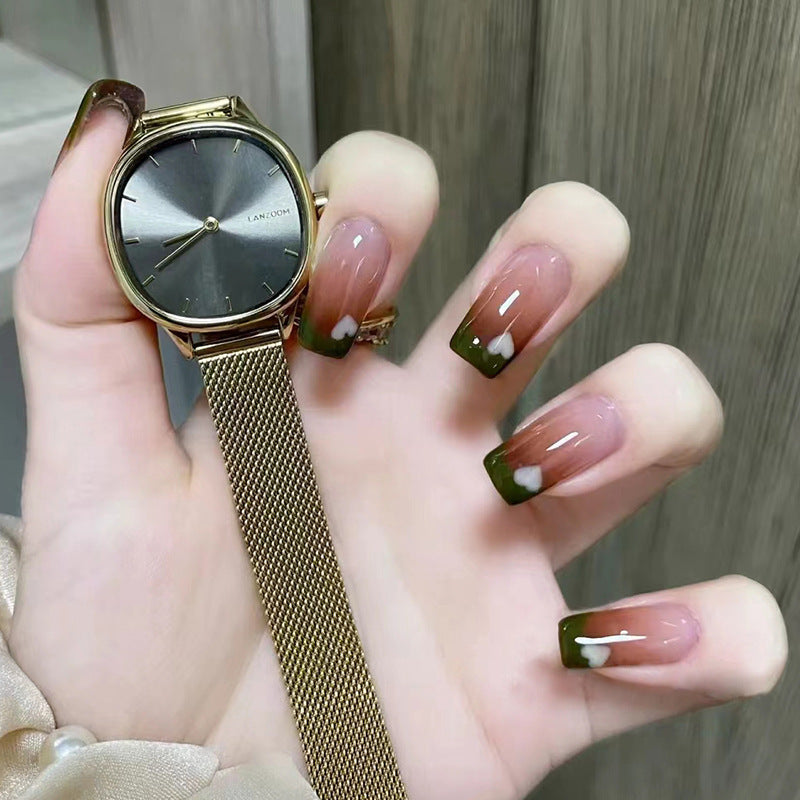 Gradual Gradient Heart High-Style Nail Art