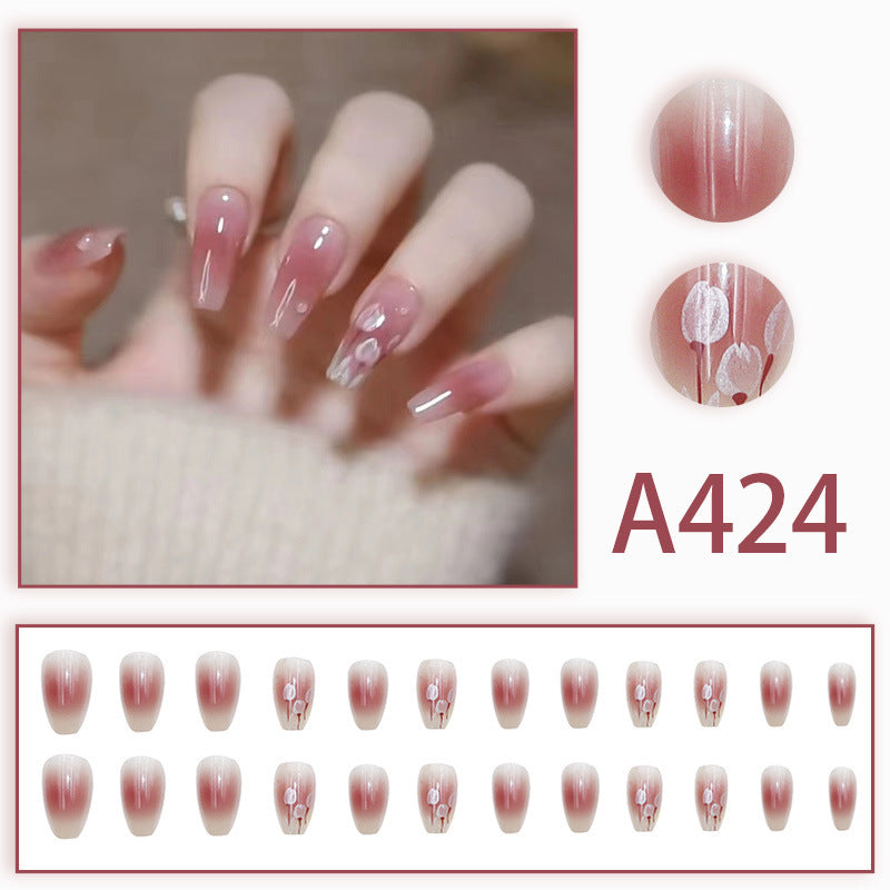 Graduated tulip nail polish