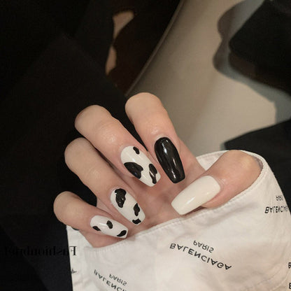 Ballet black and white manicure