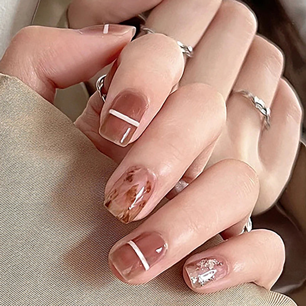 Ins-style white lines high-end and personalized nail art