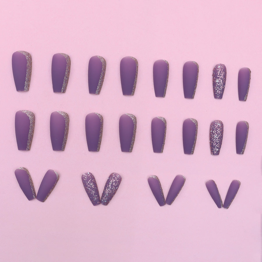 Purple grape color style of clothing and nail decoration