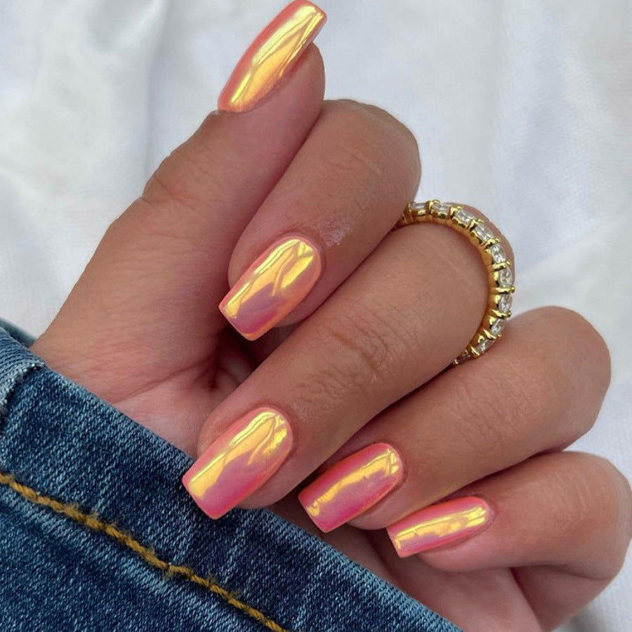 Elegant and simple manicure