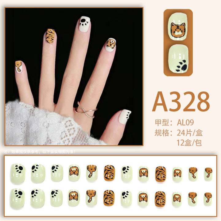 Cartoon little tiger manicure