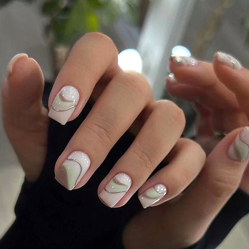 Vintage patterned nail art