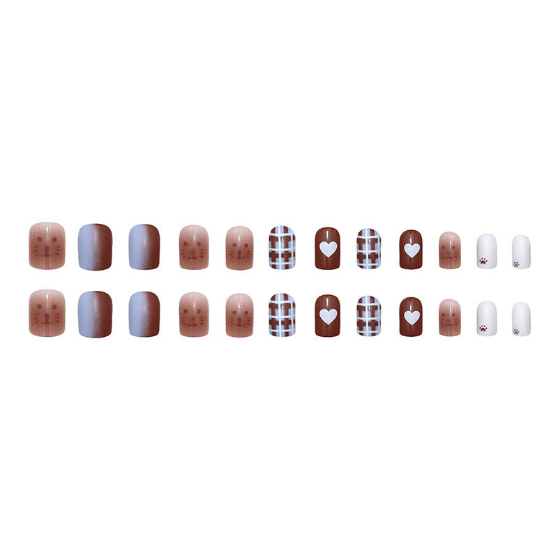 Cute and loving little bear nail art
