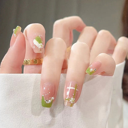 Ins-style graffiti pattern pearl flower nail art