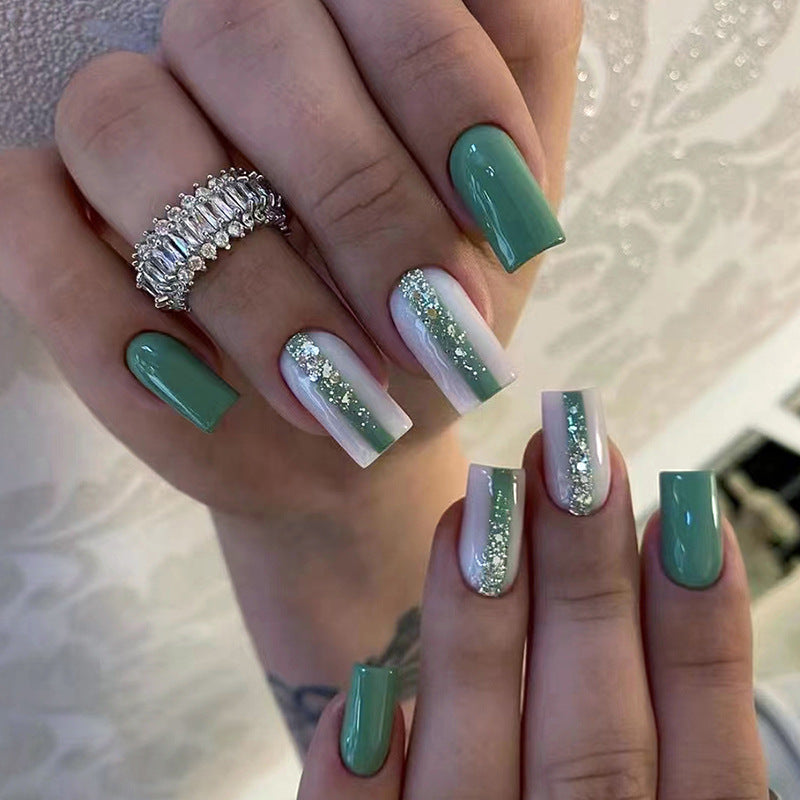 Green gradient shimmer powder gradient elegant and lively nail art