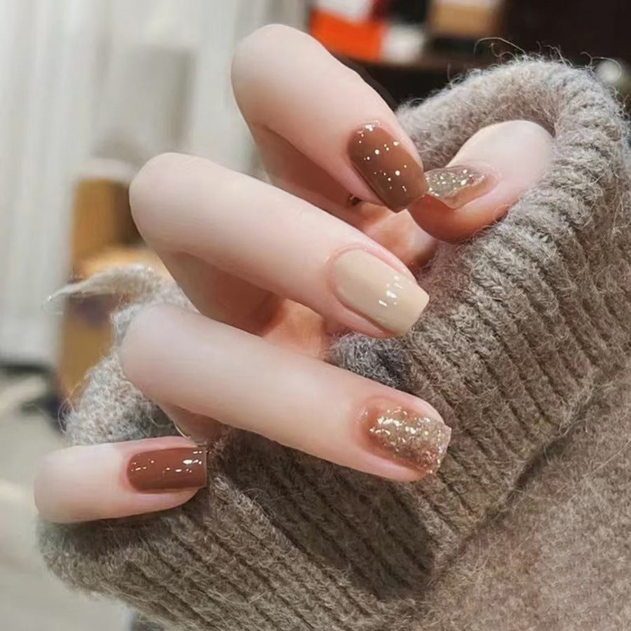 Alluring coffee-colored sexy pure passion-style manicure