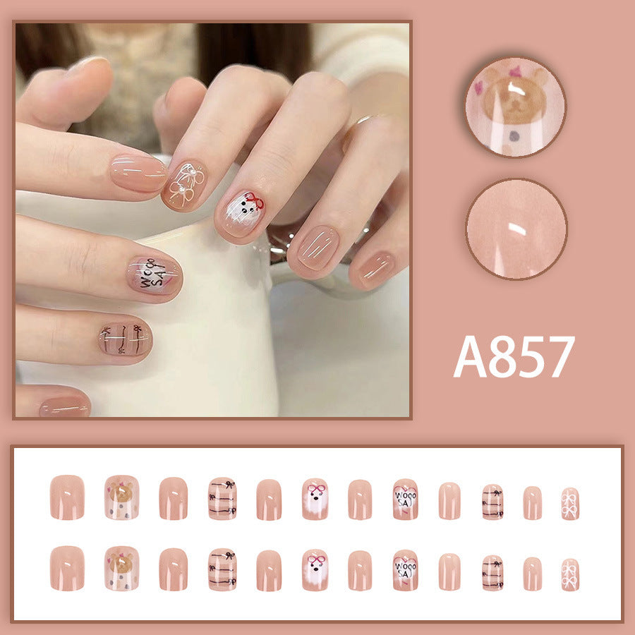 Simple cartoon pattern manicure