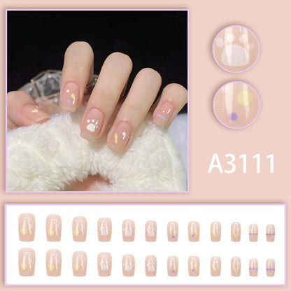 Ins-style graffiti can be both sweet and salty. Clear and simple minimalist manicure.