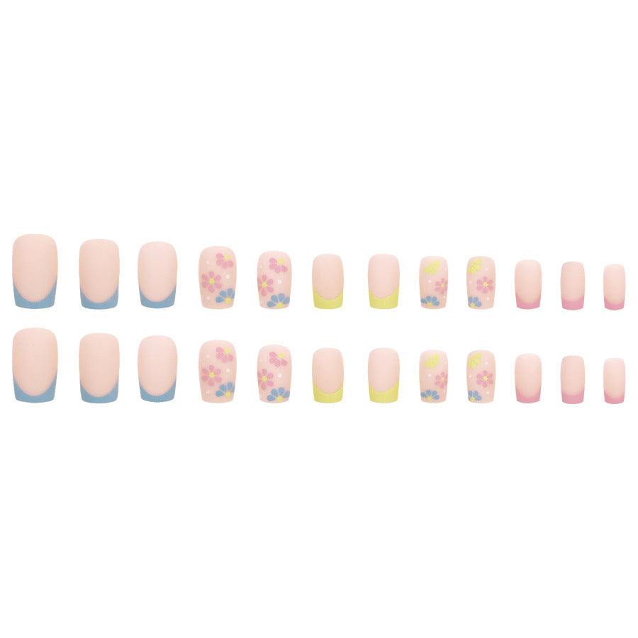 Macaron color nail art